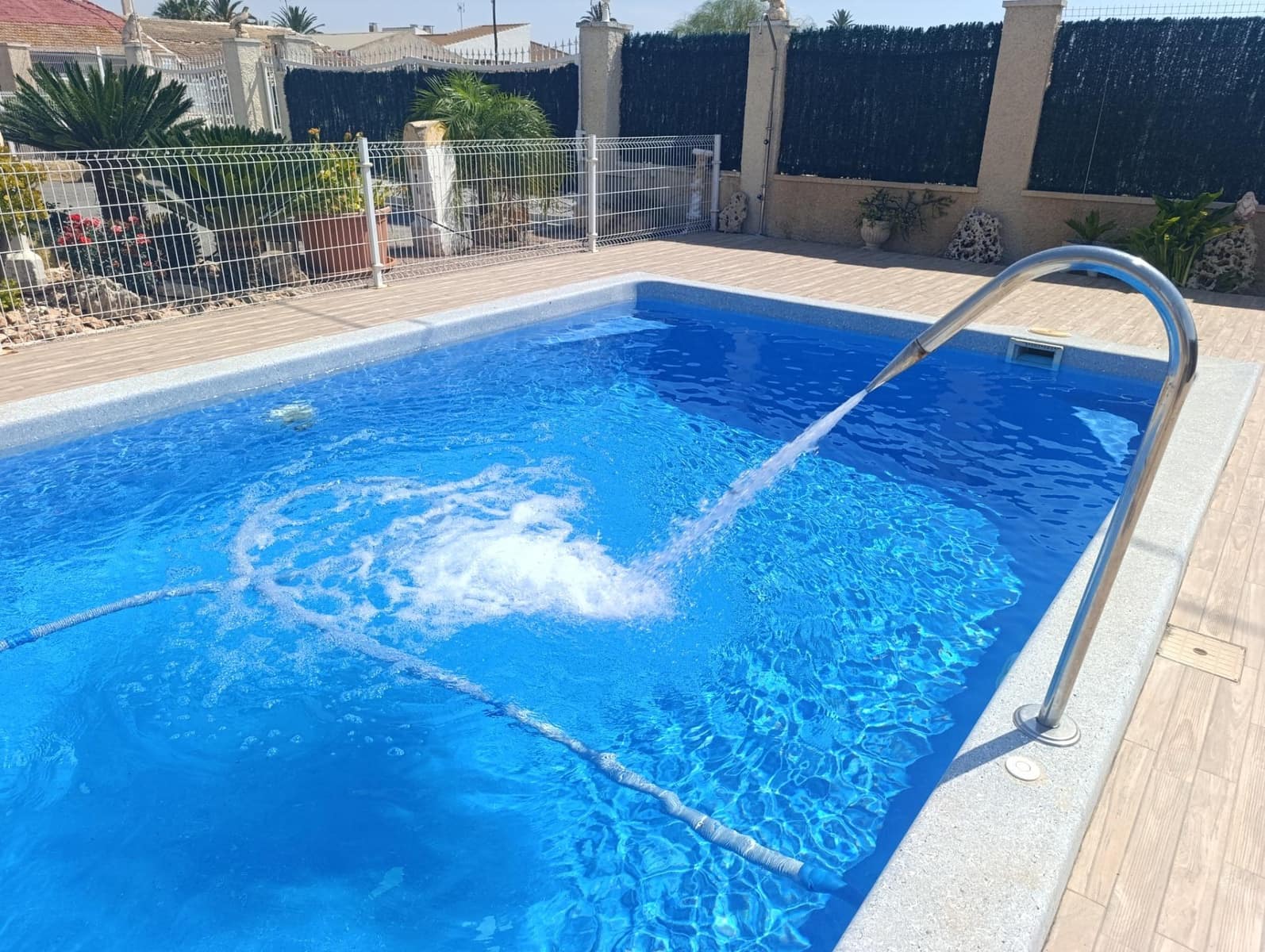 7 Zimmer Villa zu verkaufen in Las Bayas mit Pool Garage - 449.000 € (Ref: 8423298)