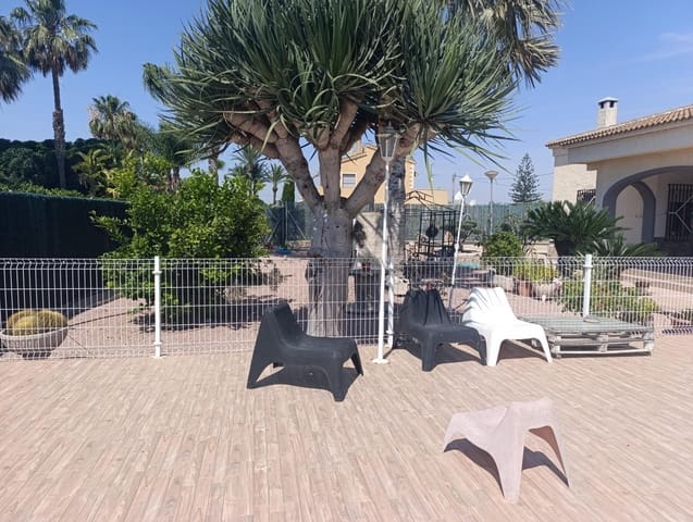 7 soveværelse Villa til salg i Las Bayas, Elche / Elx med swimmingpool garage - € 449.000 (Ref: 8423298)