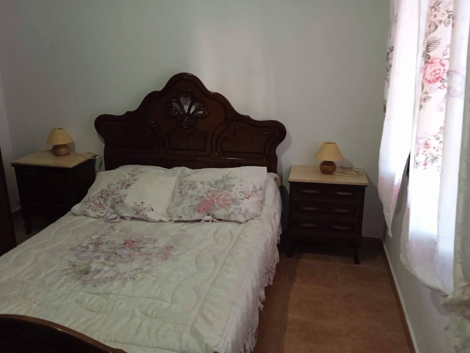 5 bedroom Villa for sale in Perleta with garage - € 399,000 (Ref: 8423301)