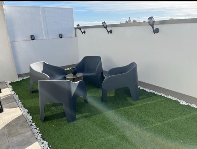 3 sypialnia Penthouse na sprzedaż w Elche / Elx z basenem garażem - 398 500 € (Ref: 8423302)