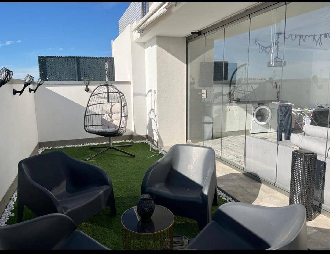 3 sypialnia Penthouse na sprzedaż w Elche / Elx z basenem garażem - 398 500 € (Ref: 8423302)