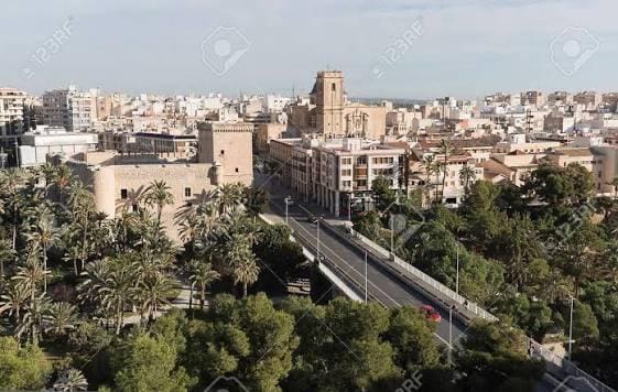 3 bedroom Flat for sale in Elche / Elx - € 189,000 (Ref: 8423305)