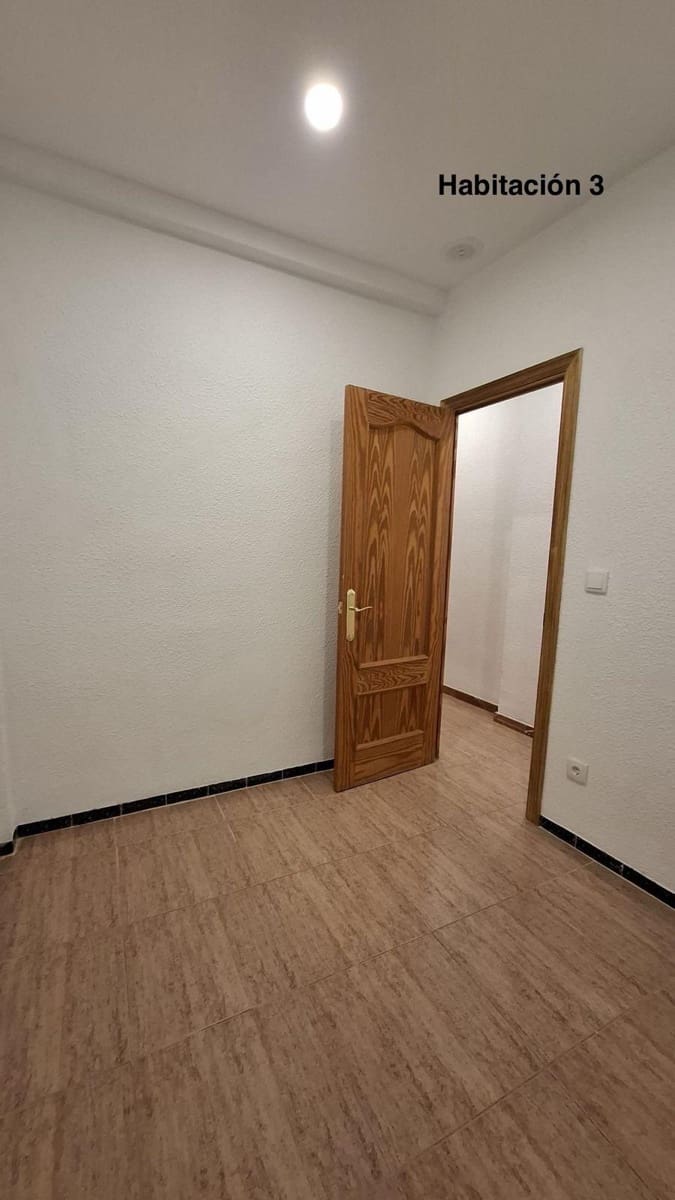 3 sovrum Lägenhet att hyra i Elche / Elx med garage - 1 100 € (Ref: 8423309)