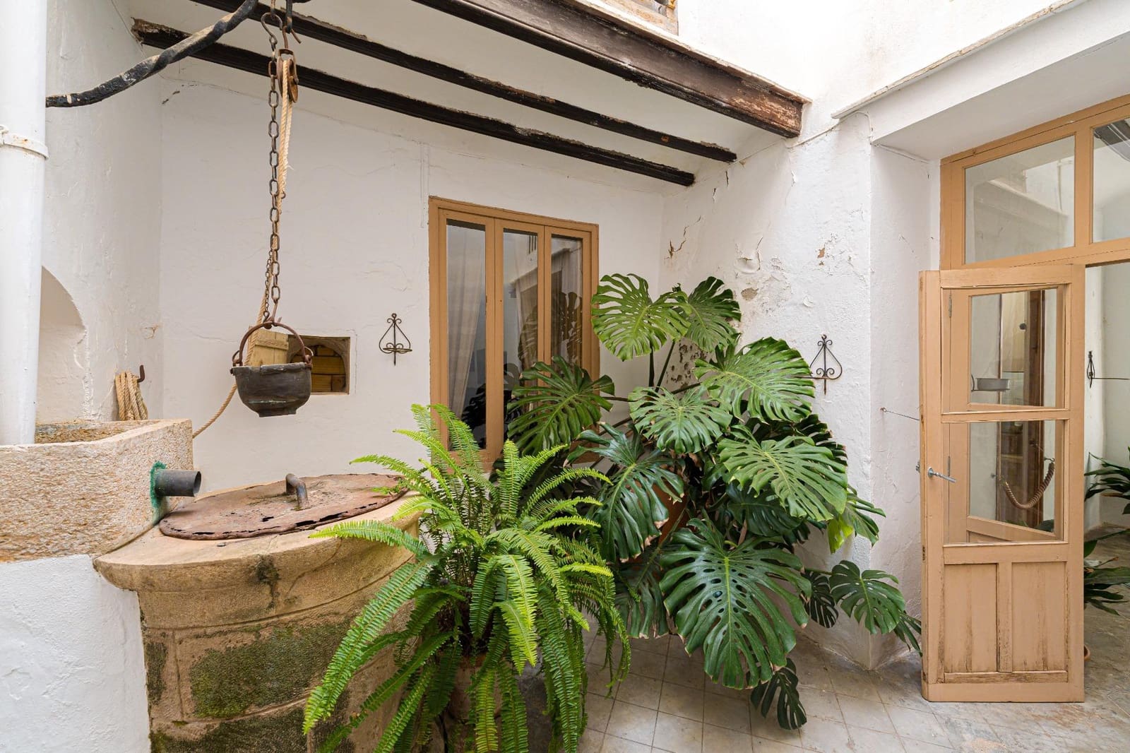 9 soveværelse Hotel til salg i Benissa med garage - € 715.000 (Ref: 8426243)