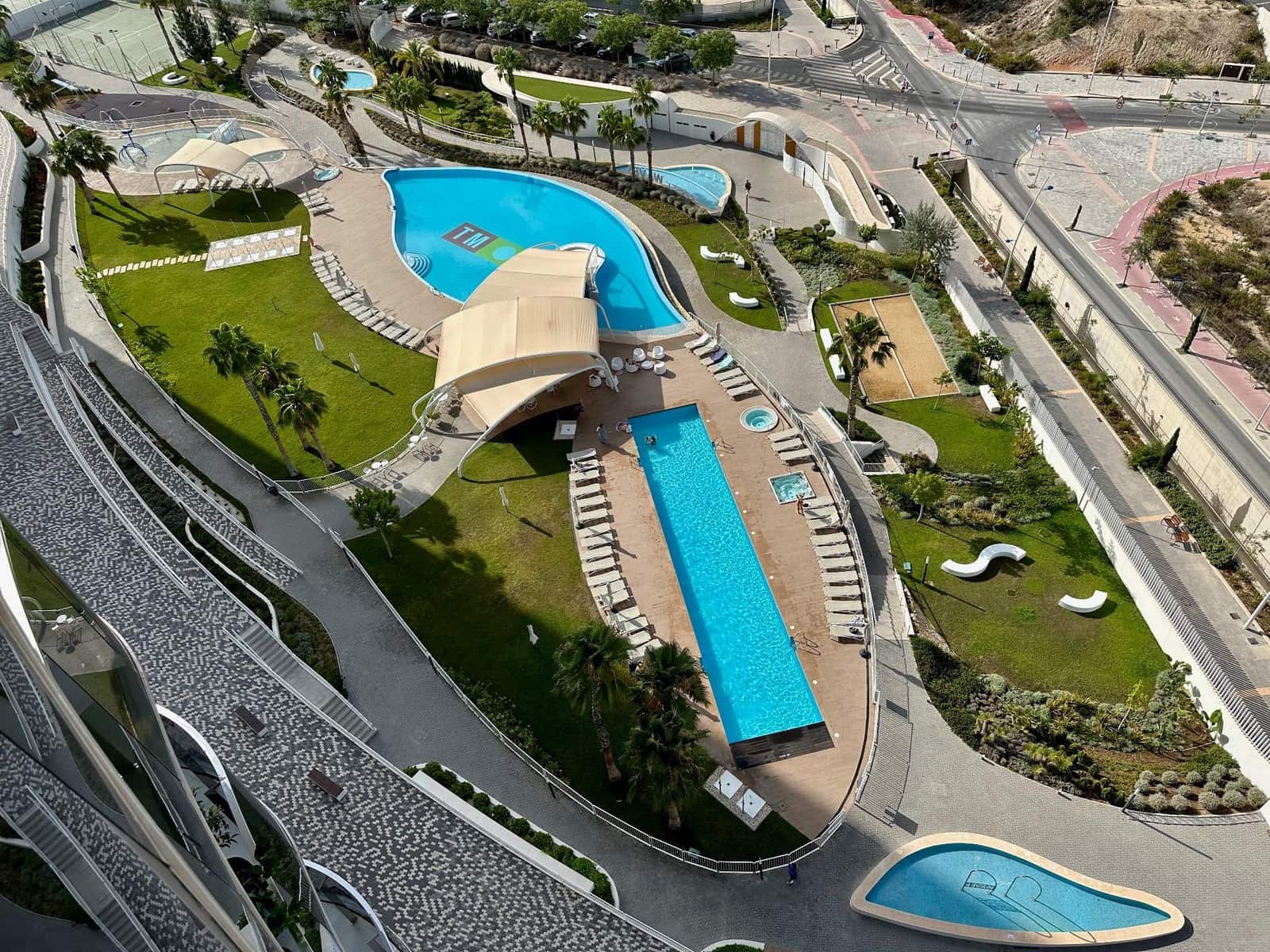 2 sypialnia Apartament do wynajęcia w Benidorm z basenem - 2 350 € (Ref: 8430438)