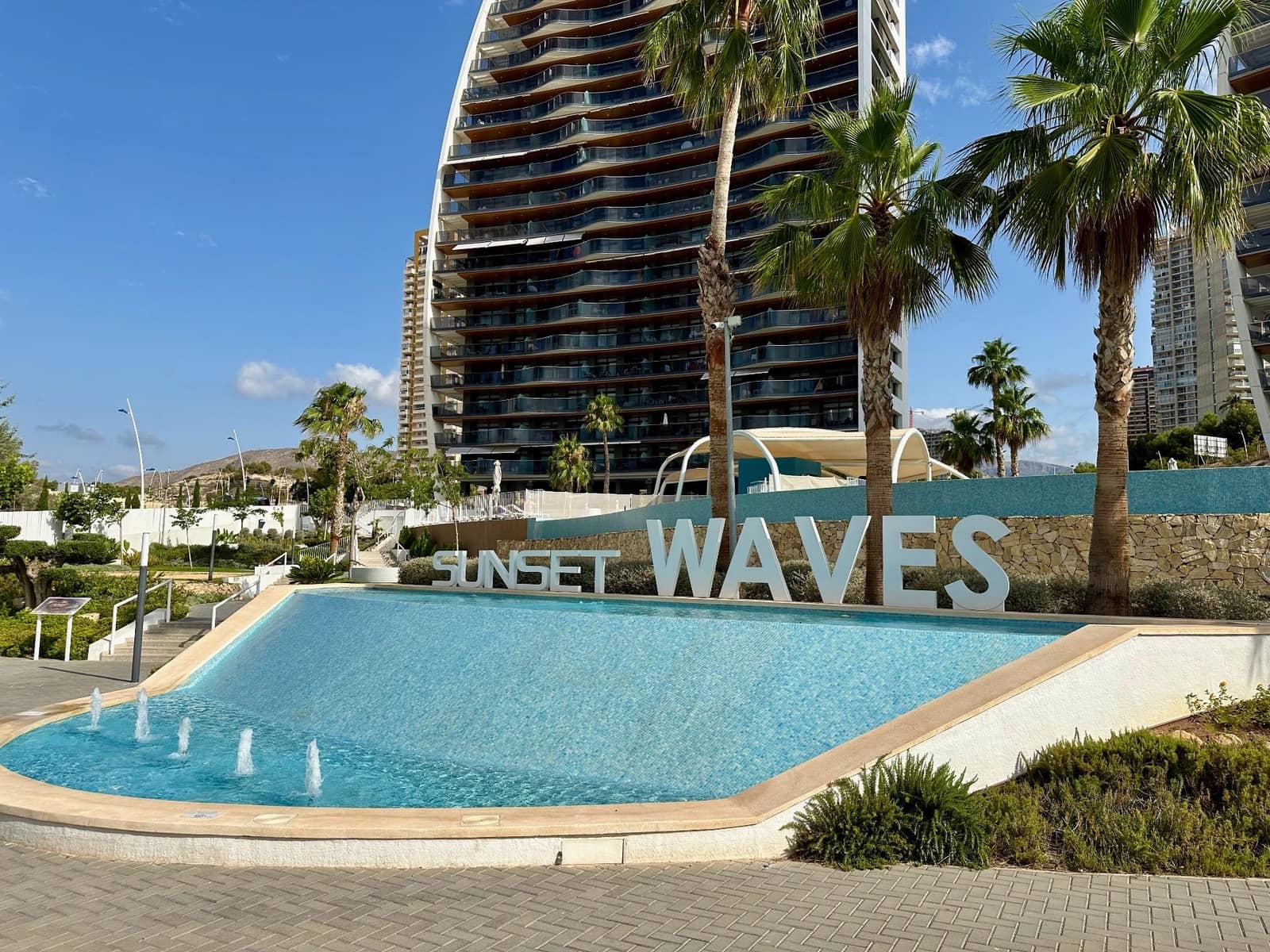 2 sypialnia Apartament do wynajęcia w Benidorm z basenem - 2 350 € (Ref: 8430438)