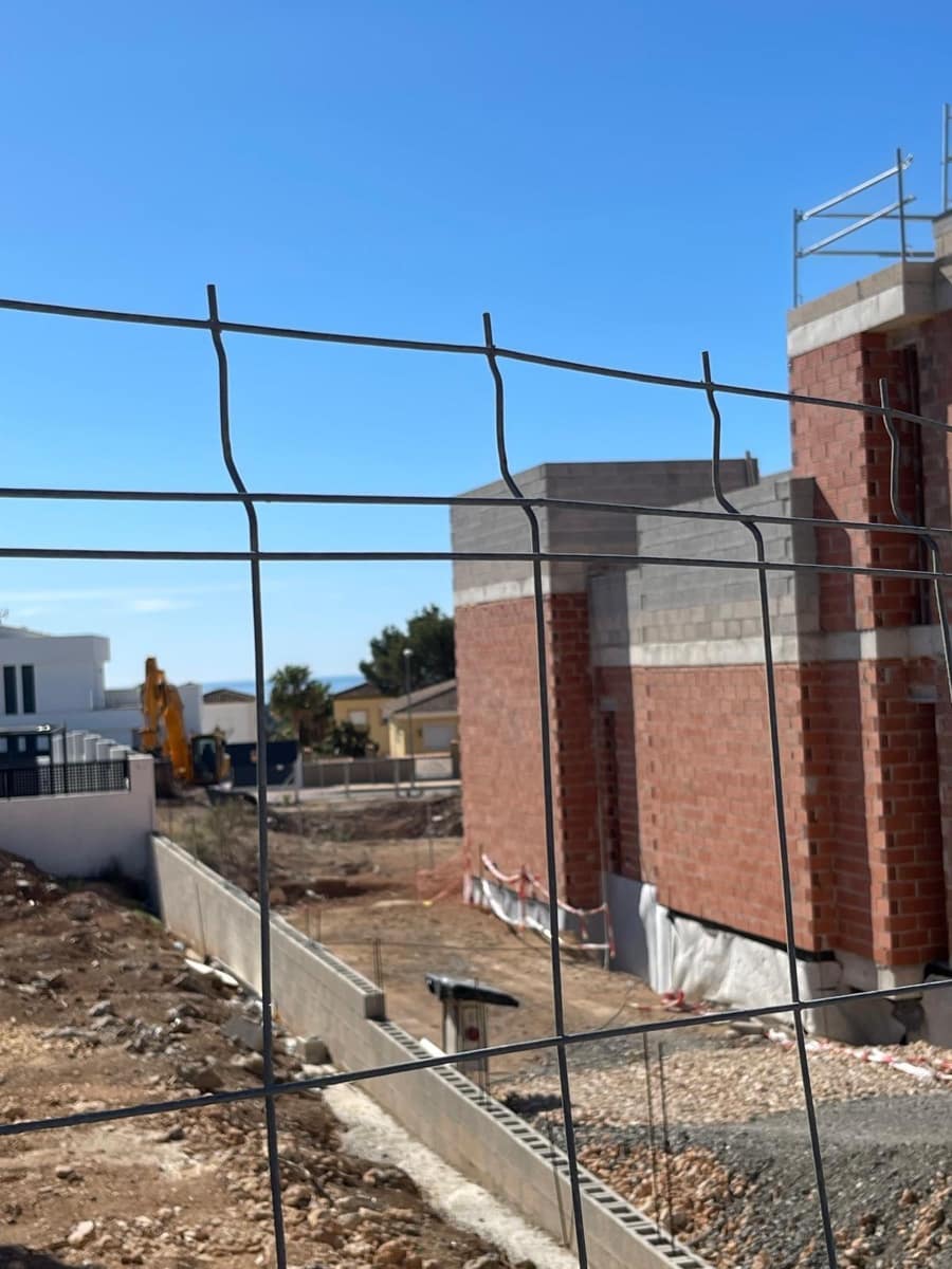 3 soveværelse Villa til salg i La Nucia med swimmingpool garage - € 1.250.000 (Ref: 8448456)
