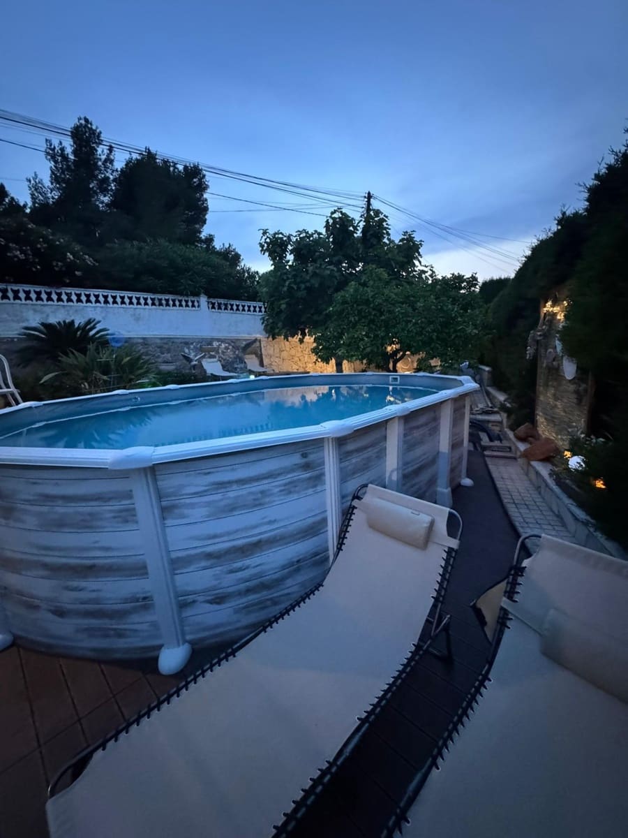 3 soveværelse Villa til salg i Denia med swimmingpool - € 430.900 (Ref: 8479275)