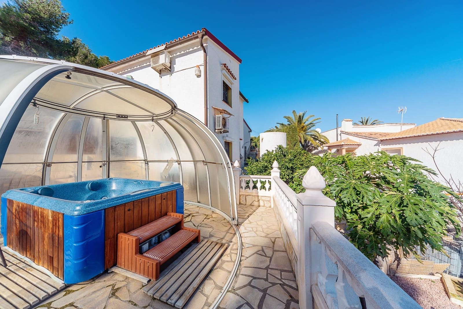 3 soveværelse Villa til salg i Denia med swimmingpool - € 430.900 (Ref: 8479275)