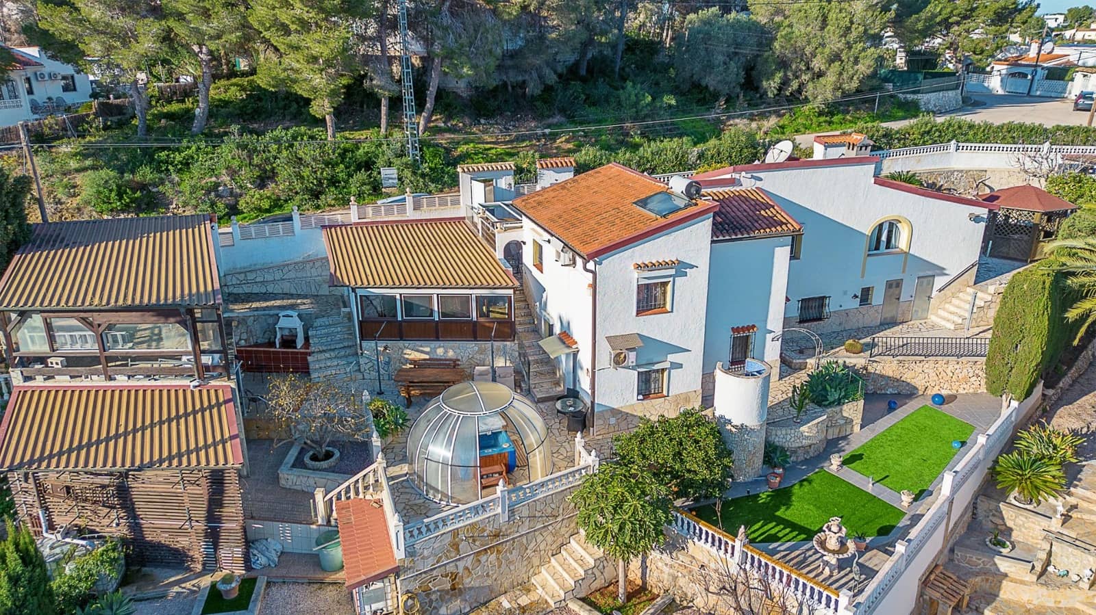 3 soveværelse Villa til salg i Denia med swimmingpool - € 430.900 (Ref: 8479275)