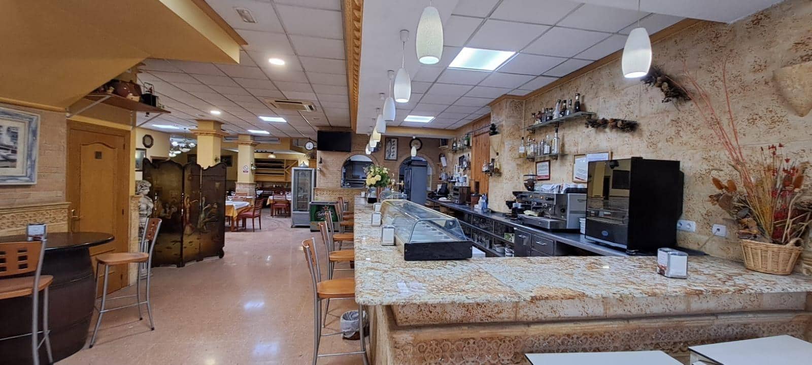 Erhverv til salg i Crevillente / Crevillent - € 149.000 (Ref: 8480888)