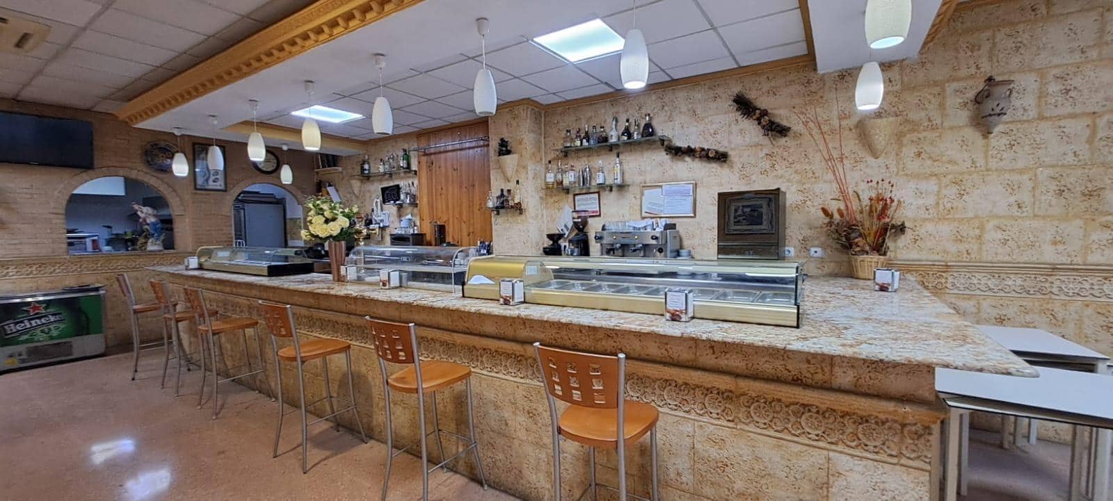 Erhverv til salg i Crevillente / Crevillent - € 149.000 (Ref: 8480888)