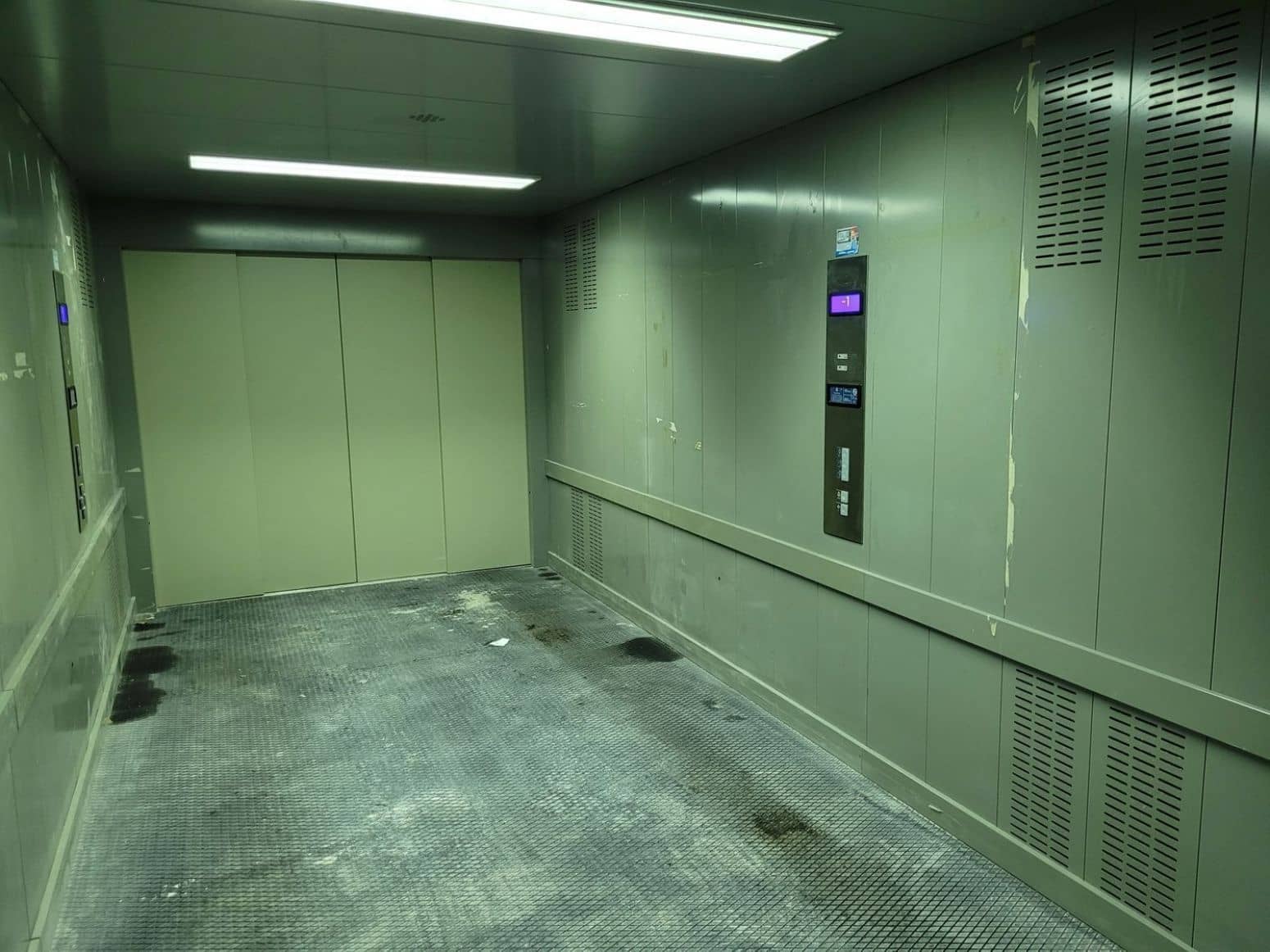 Garage til salg i Alicante by - € 8.000 (Ref: 8515660)