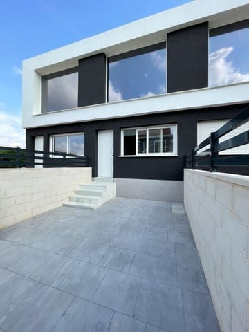 3 makuuhuone Paritalo myytävänä paikassa Gran Alacant, Santa Pola mukana uima-altaan - 270 000 € (Ref: 8515703)