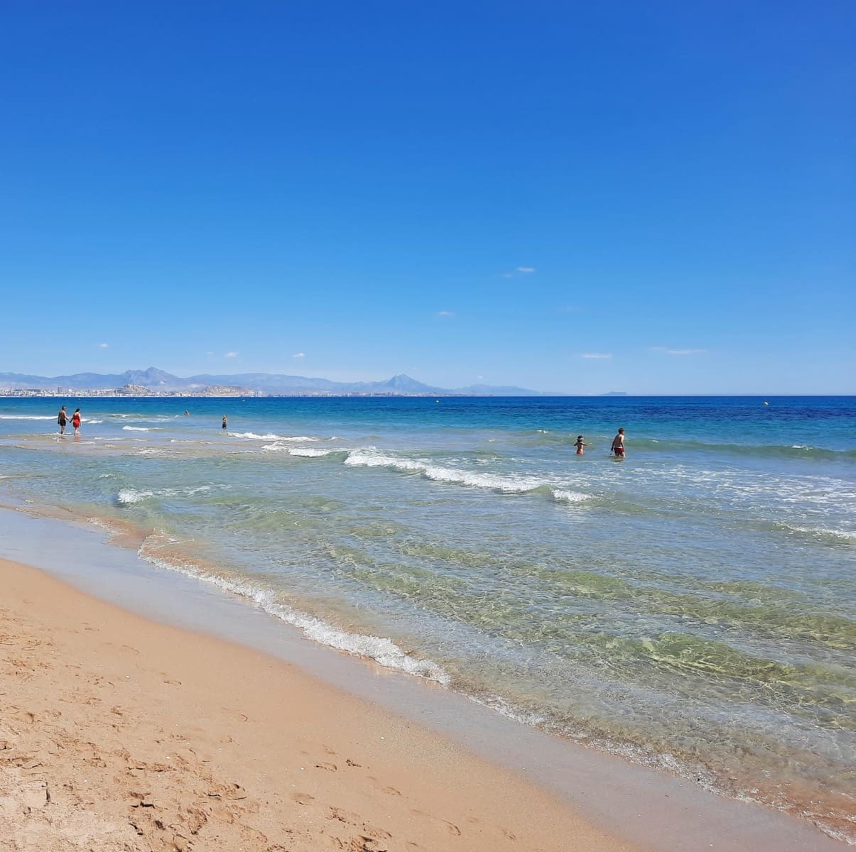 3 sovrum Semi-fristående Villa till salu i Gran Alacant med pool - 270 000 € (Ref: 8515703)