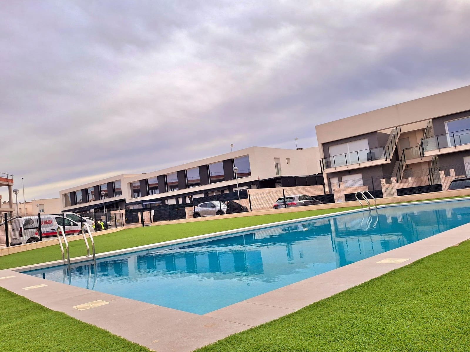 3 sovrum Semi-fristående Villa till salu i Gran Alacant med pool - 270 000 € (Ref: 8515703)