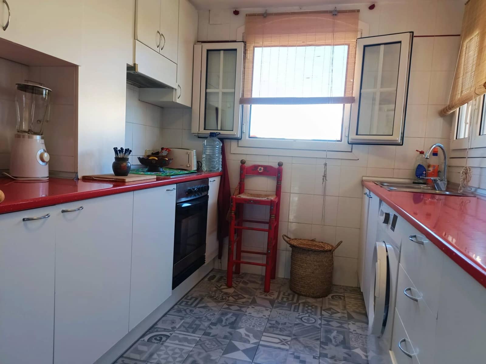 2 makuuhuone Kattohuoneisto vuokrattavana paikassa Arenal - 750 € (Ref: 8529698)