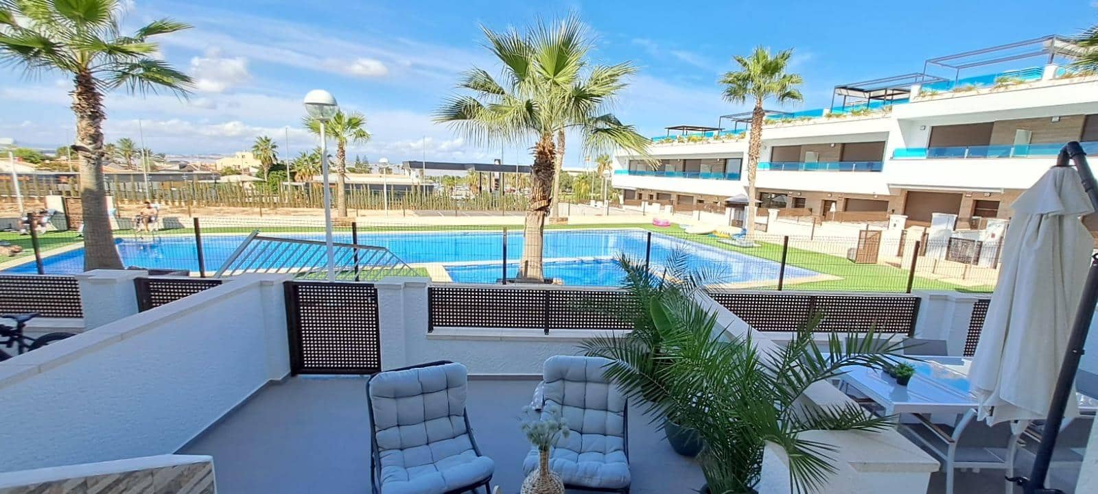 3 bedroom Terraced Villa for sale in Los Altos with pool garage - € 329,000 (Ref: 8534060)