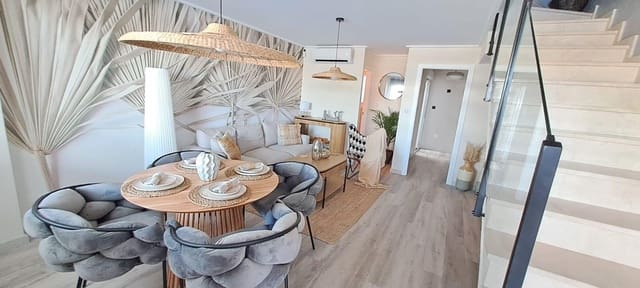 3 soveværelse Rækkehus til salg i Los Altos med swimmingpool garage - € 329.000 (Ref: 8534060)