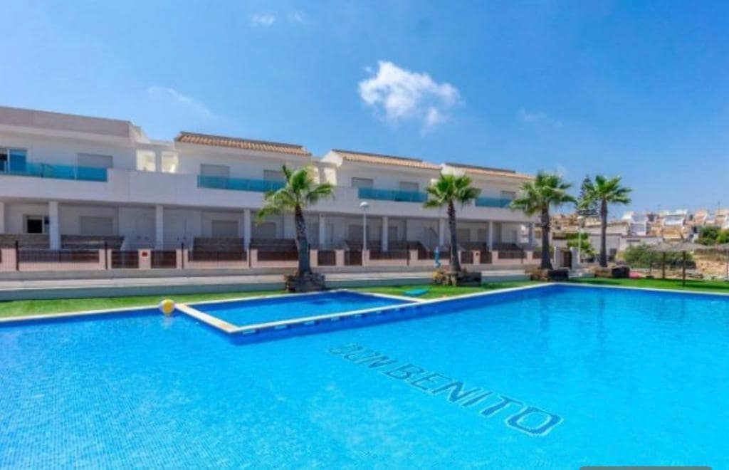 3 bedroom Terraced Villa for sale in Los Altos with pool garage - € 329,000 (Ref: 8534060)