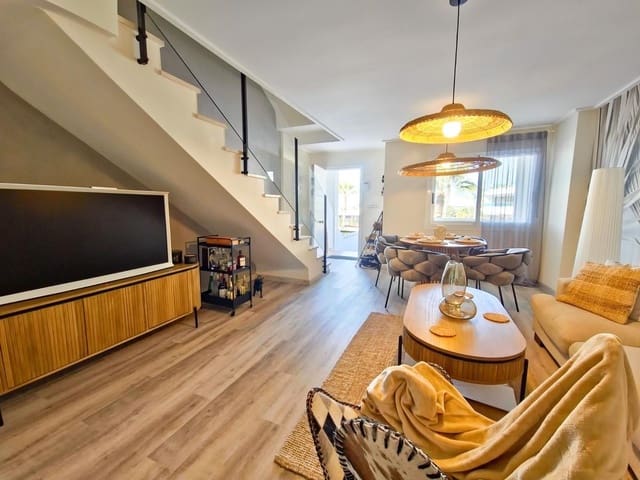 3 soveværelse Rækkehus til salg i Los Altos med swimmingpool garage - € 329.000 (Ref: 8534060)