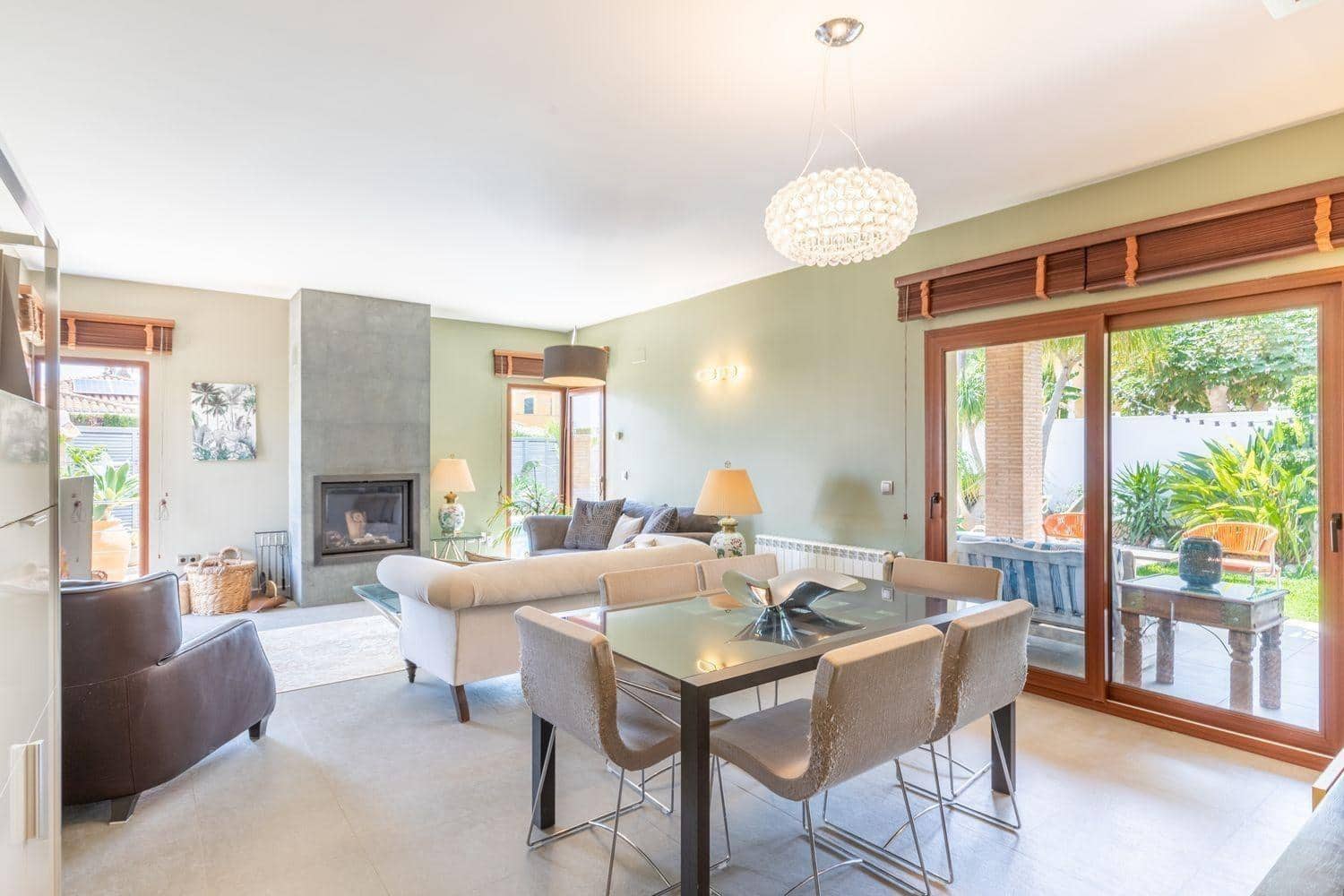 3 makuuhuone Huvila myytävänä paikassa Denia mukana uima-altaan 
autotalli - 899 000 € (Ref: 8536730)