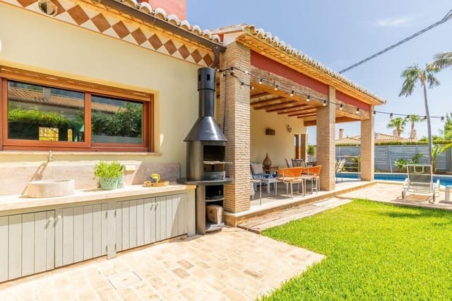 3 makuuhuone Huvila myytävänä paikassa Dénia mukana uima-altaan 
autotalli - 899 000 € (Ref: 8536730)