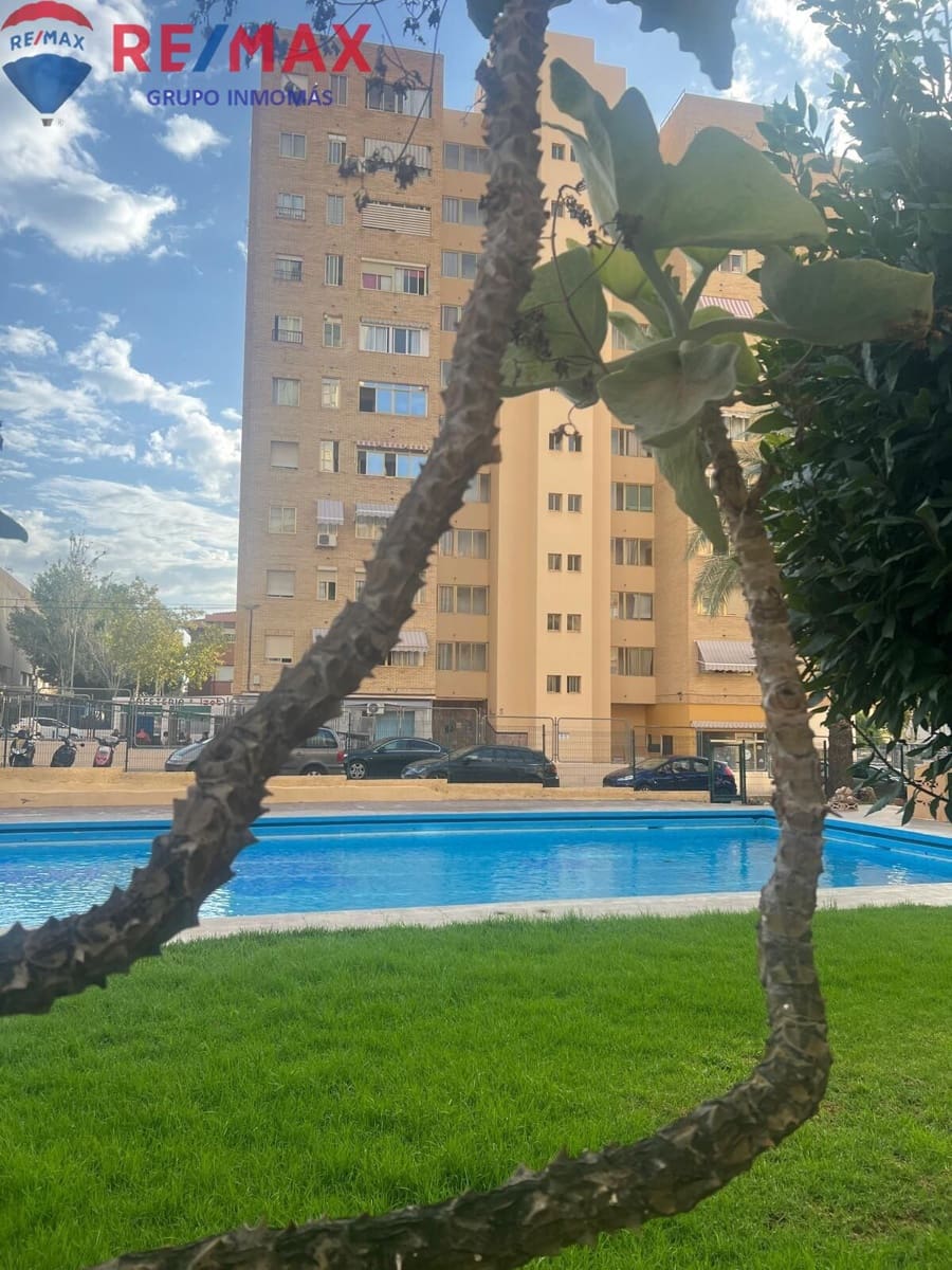 Empresa para venda em Benidorm com piscina - 117 500 € (Ref: 8549306)