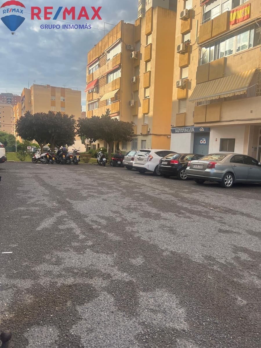 Empresa para venda em Benidorm com piscina - 117 500 € (Ref: 8549306)