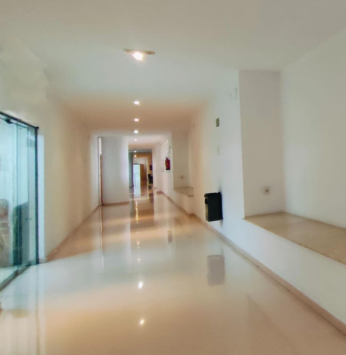 Büro zu verkaufen in Alicante / Alacant Stadt mit Garage - 555.000 € (Ref: 8556919)