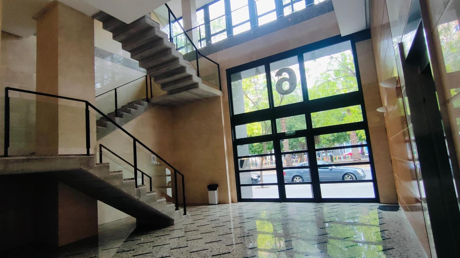 Büro zu verkaufen in Alicante / Alacant Stadt mit Garage - 555.000 € (Ref: 8556919)