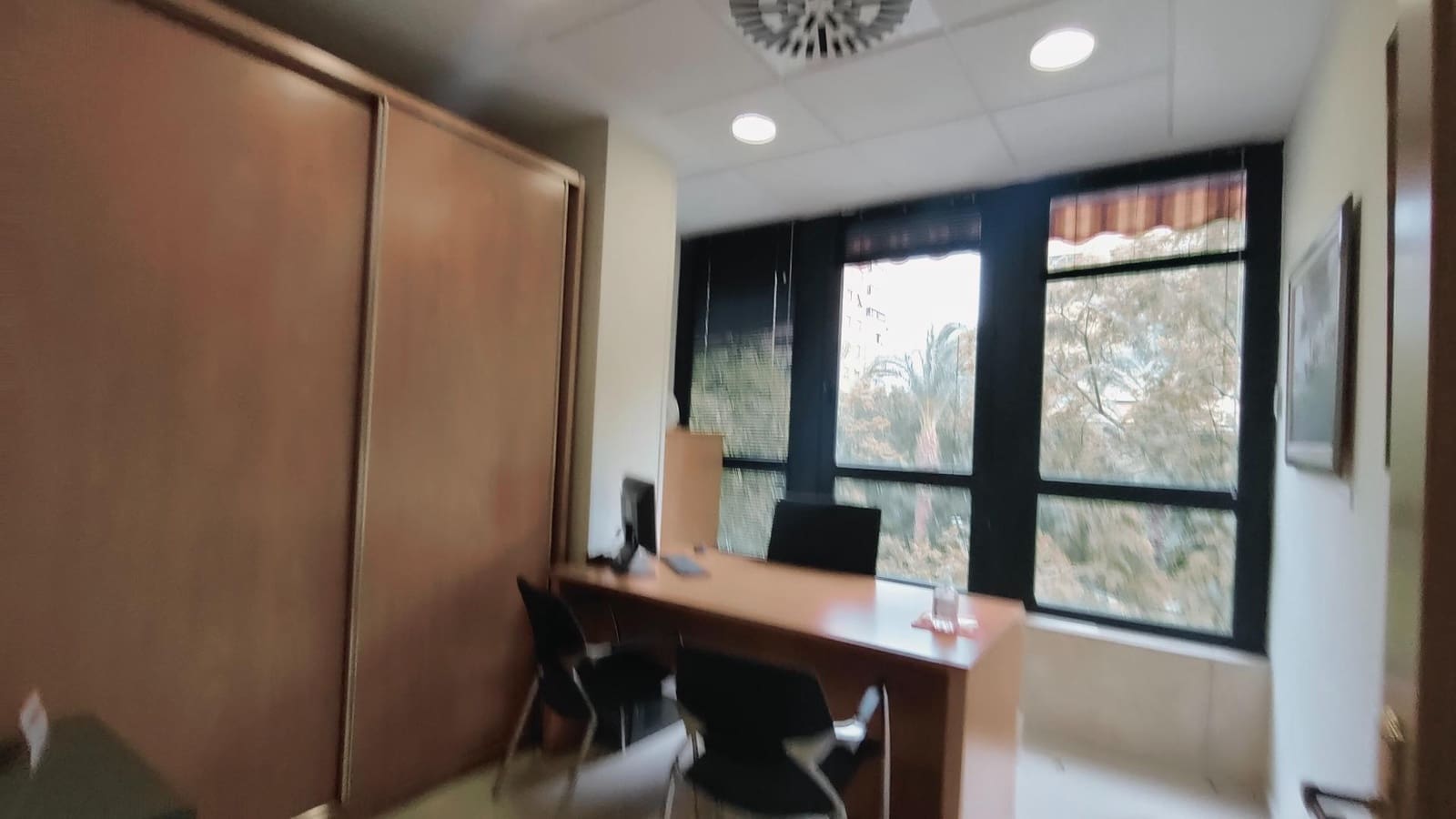 Büro zu verkaufen in Alicante / Alacant Stadt mit Garage - 555.000 € (Ref: 8556919)