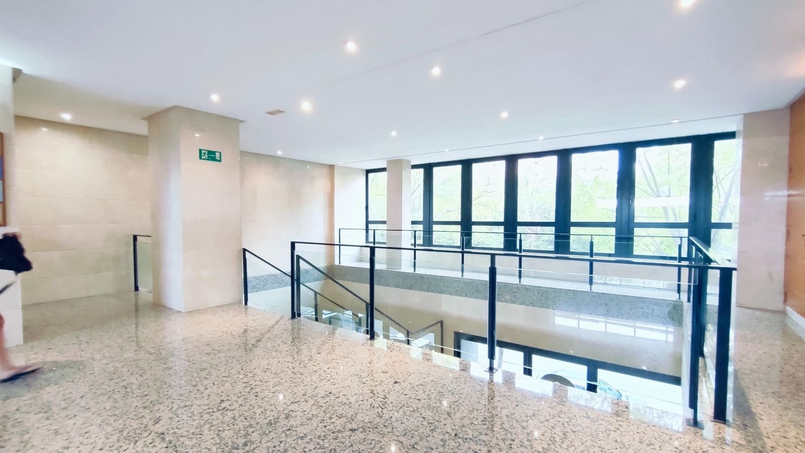 Büro zu verkaufen in Alicante / Alacant Stadt mit Garage - 555.000 € (Ref: 8556919)