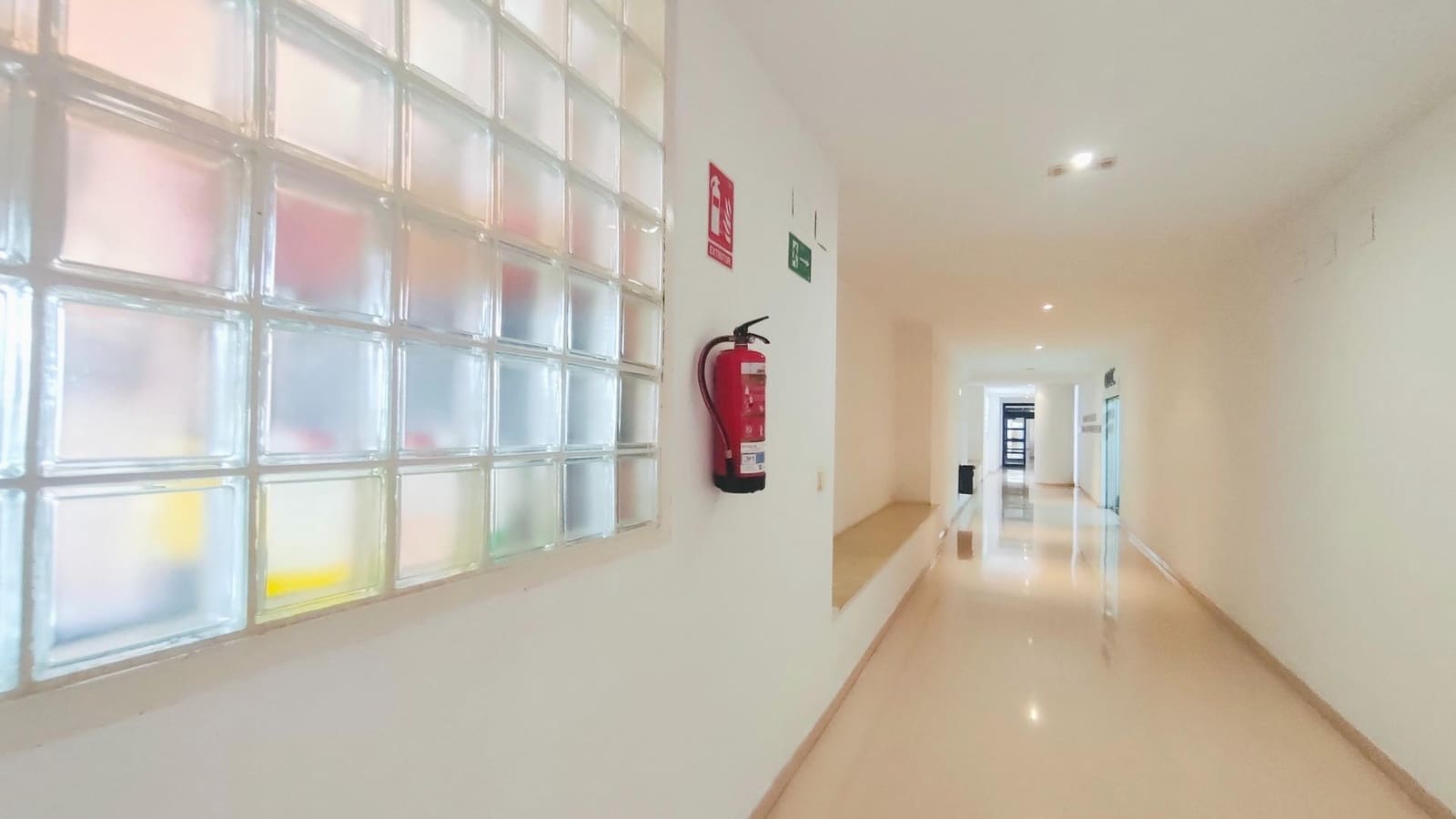 Büro zu verkaufen in Alicante / Alacant Stadt mit Garage - 555.000 € (Ref: 8556919)