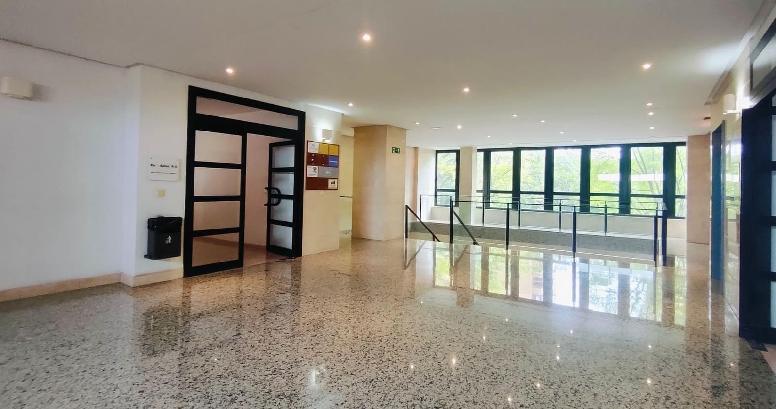 Büro zu verkaufen in Alicante / Alacant Stadt mit Garage - 555.000 € (Ref: 8556919)