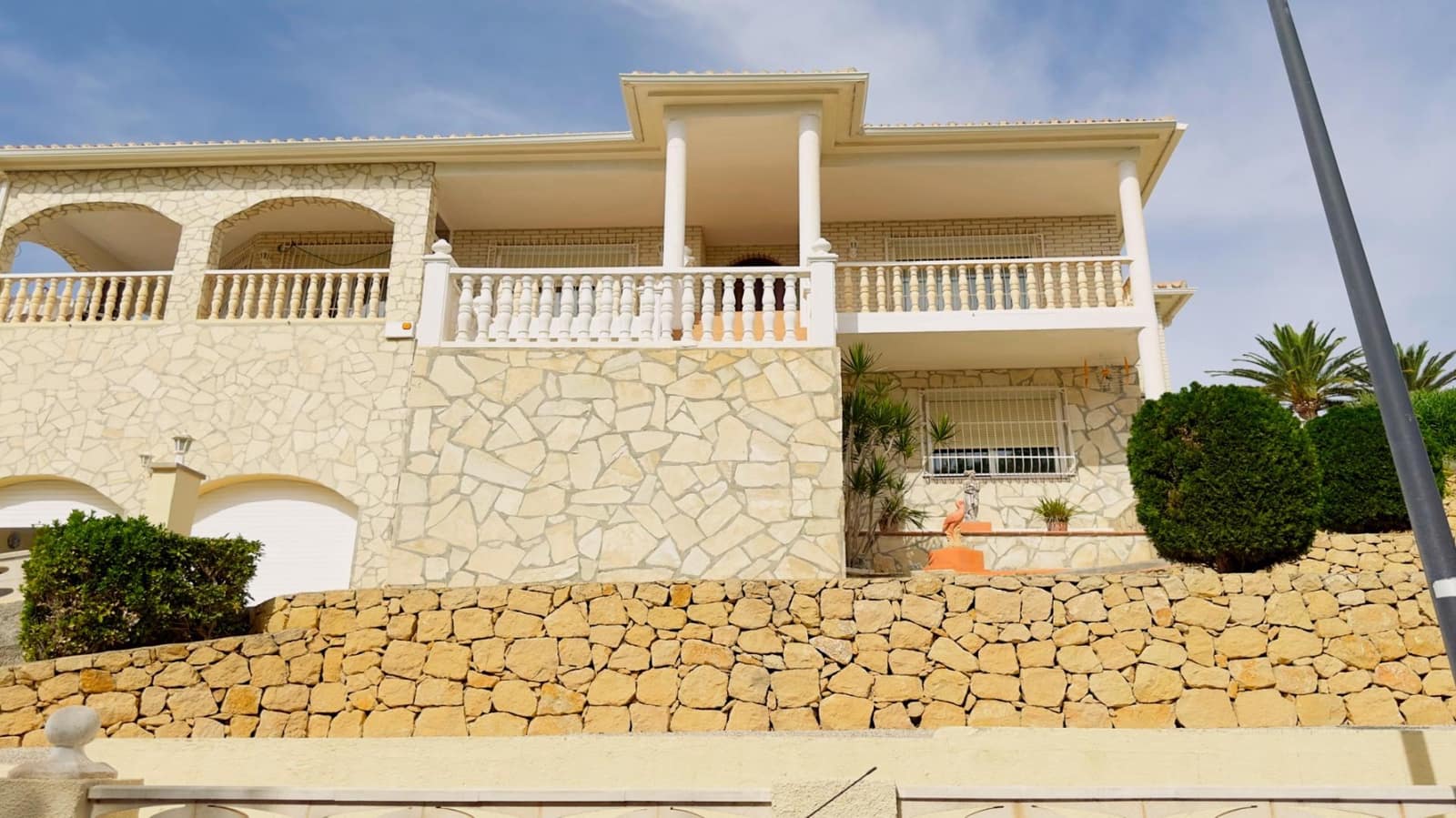 6 soveværelse Villa til salg i La Nucia med garage - € 550.000 (Ref: 8561459)