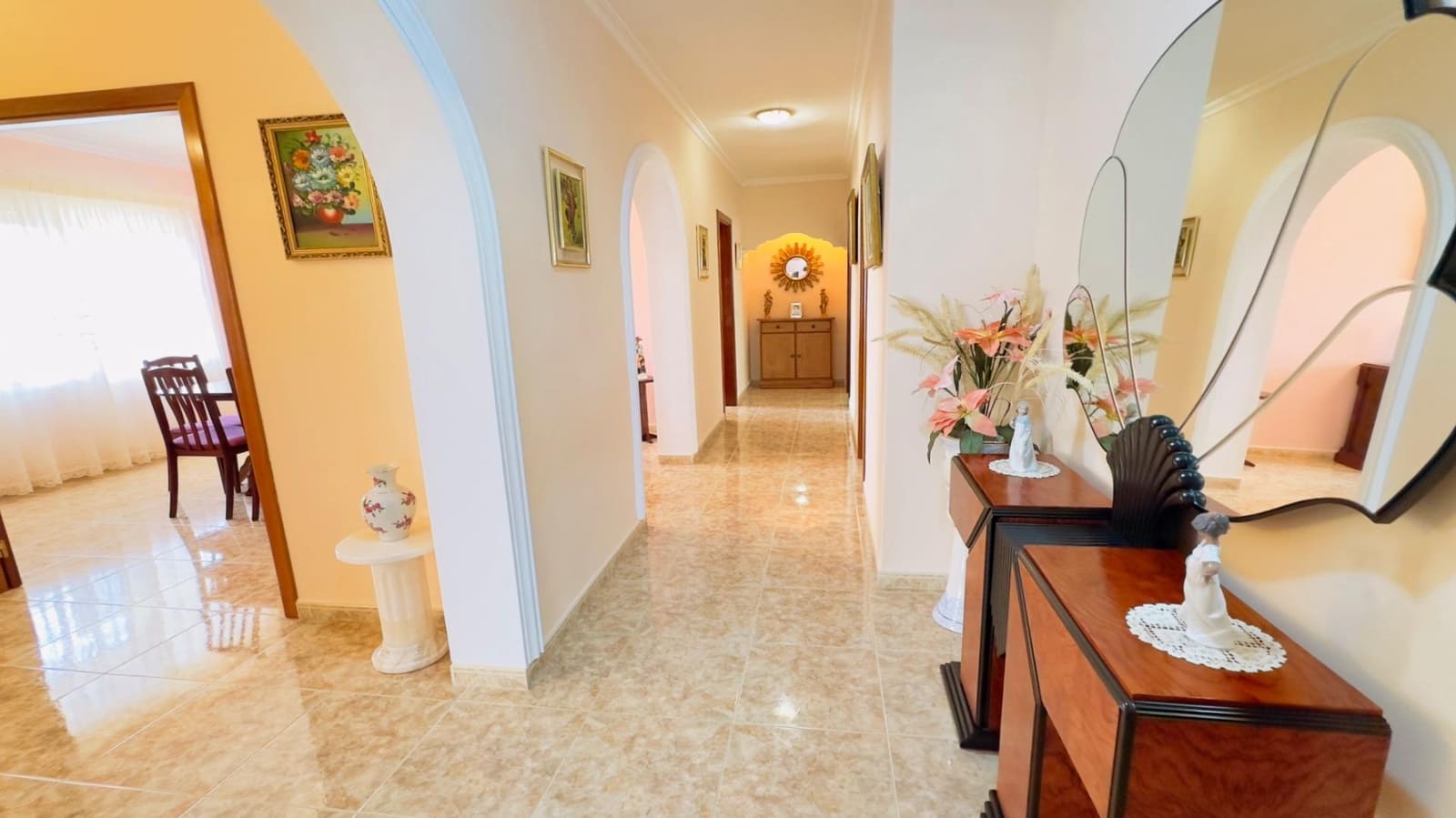 6 soveværelse Villa til salg i La Nucia med garage - € 550.000 (Ref: 8561459)