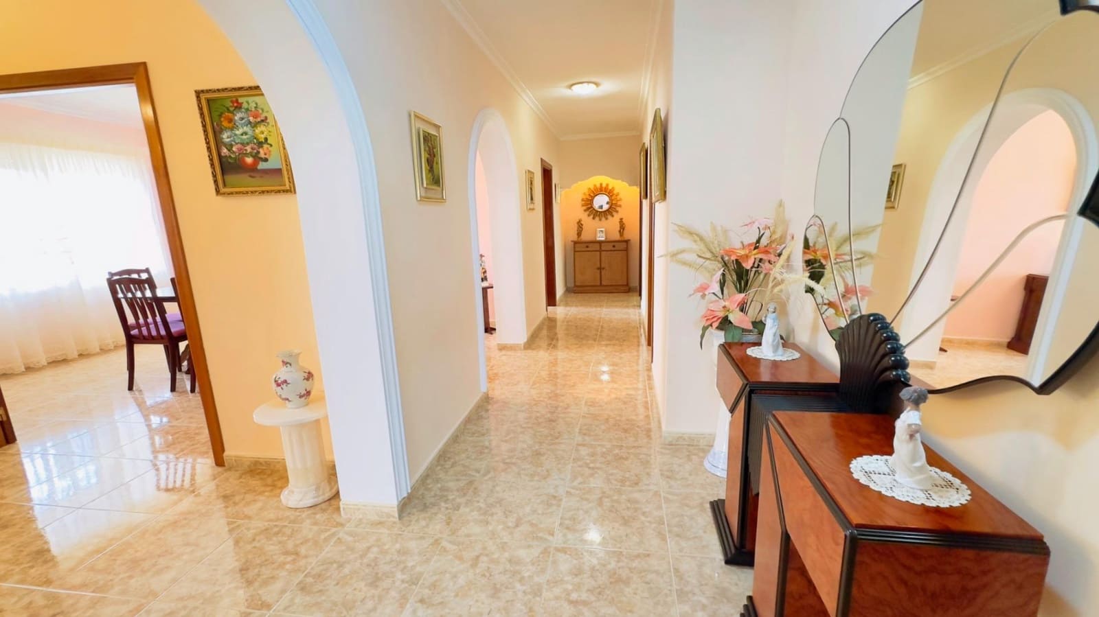 6 soveværelse Villa til salg i La Nucia med garage - € 550.000 (Ref: 8561459)