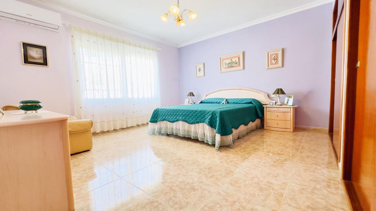 6 soveværelse Villa til salg i La Nucia med garage - € 550.000 (Ref: 8561459)