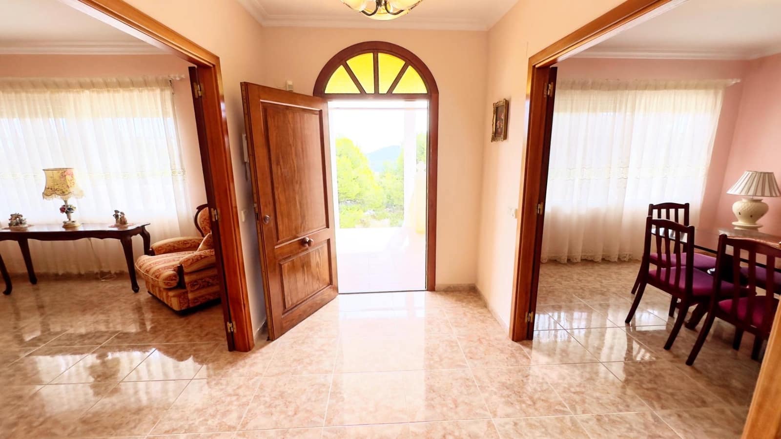 6 soveværelse Villa til salg i La Nucia med garage - € 550.000 (Ref: 8561459)