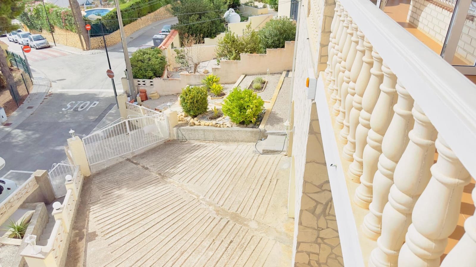 6 soveværelse Villa til salg i La Nucia med garage - € 550.000 (Ref: 8561459)