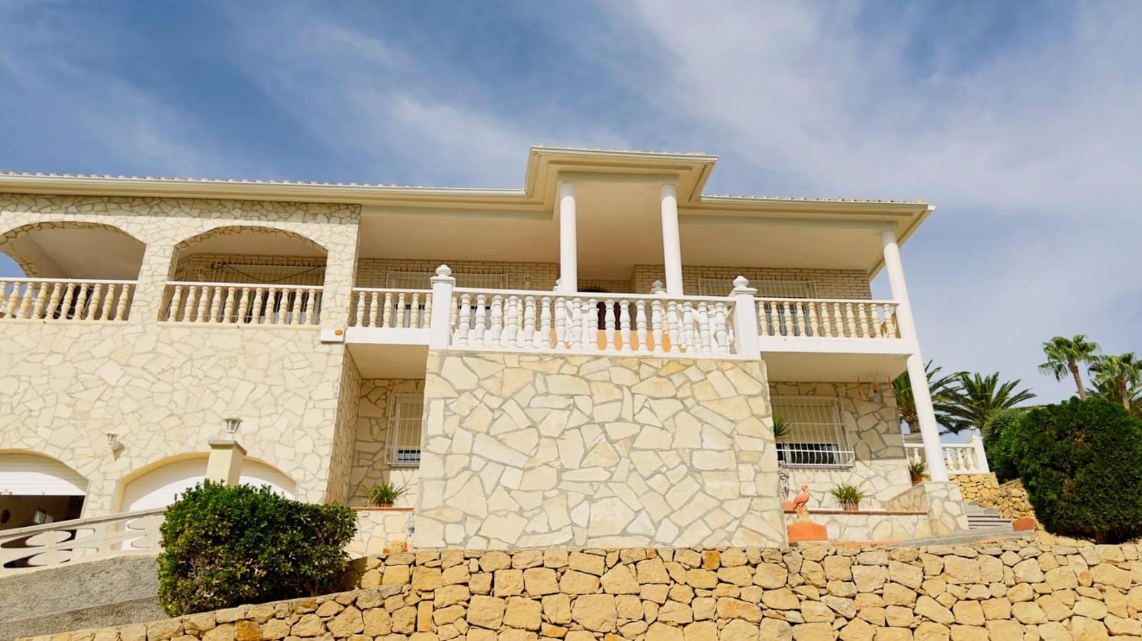 6 soveværelse Villa til salg i La Nucia med garage - € 550.000 (Ref: 8561459)