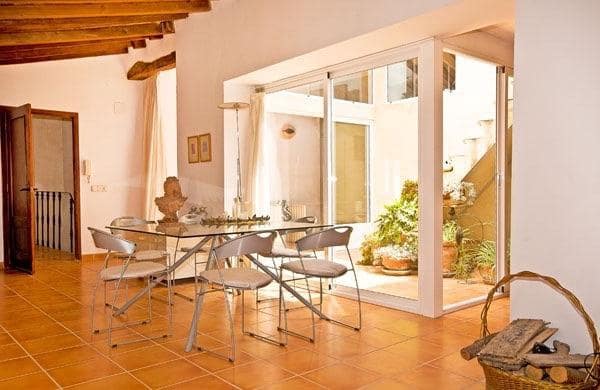 6 soveværelse Hotel til salg i Benissa - € 750.000 (Ref: 8565963)