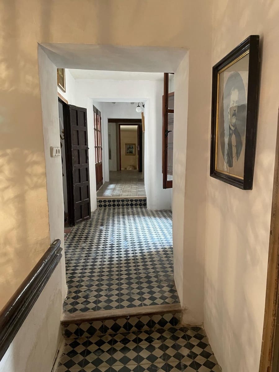 6 soveværelse Hotel til salg i Benissa - € 750.000 (Ref: 8565963)