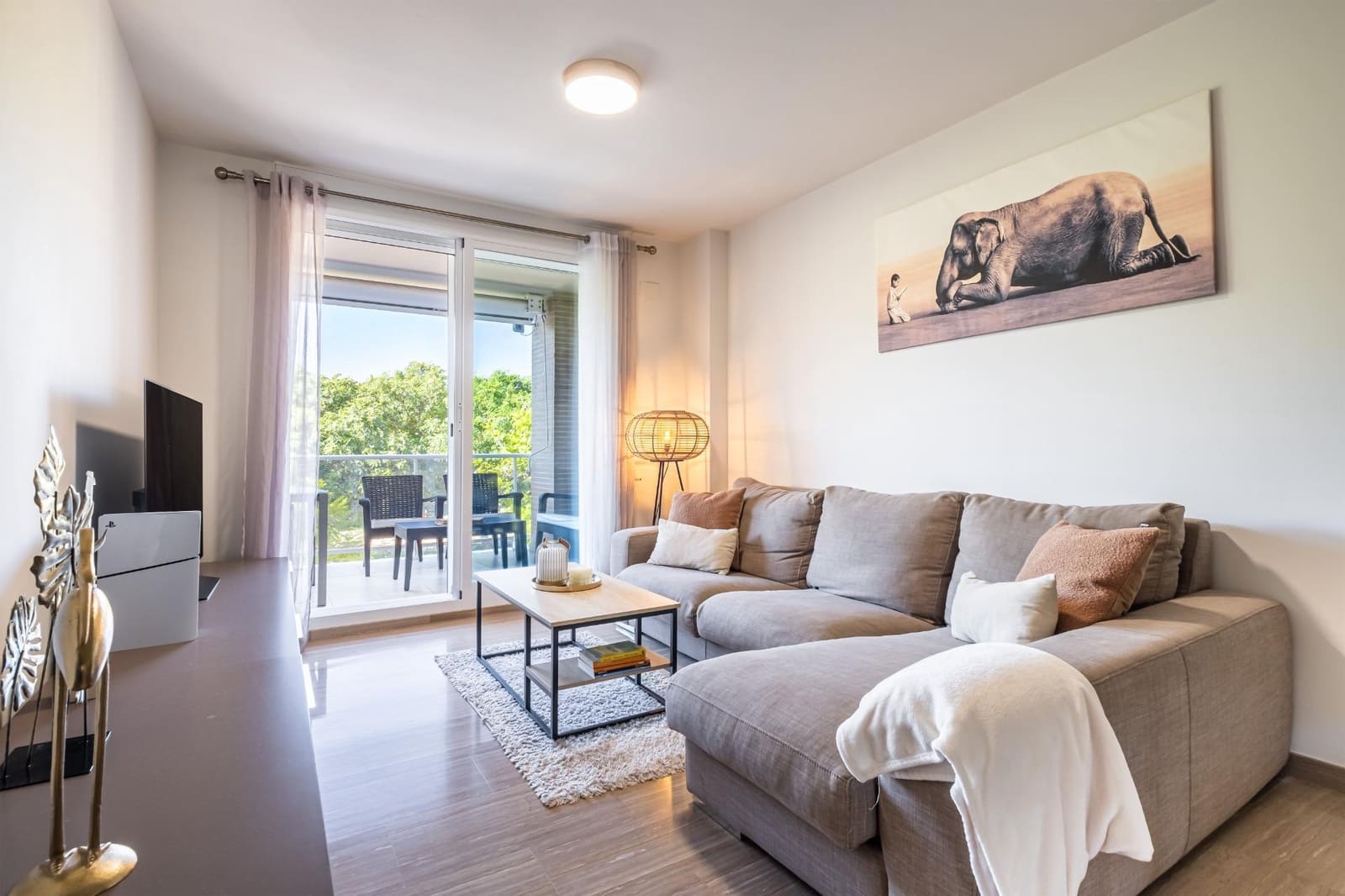 2 soveværelse Lejlighed til salg i Arenal med swimmingpool garage - € 425.000 (Ref: 8570516)