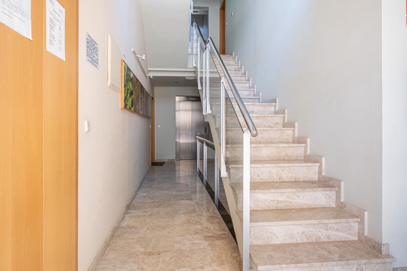 2 soveværelse Lejlighed til salg i Arenal med swimmingpool garage - € 425.000 (Ref: 8570516)