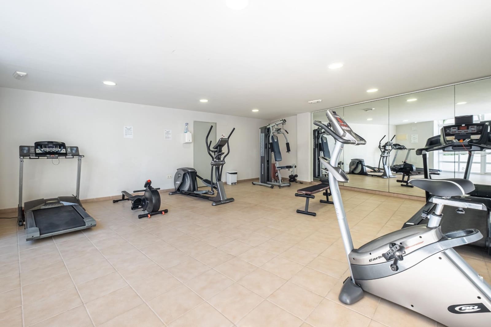 2 soveværelse Lejlighed til salg i Arenal med swimmingpool garage - € 425.000 (Ref: 8570516)