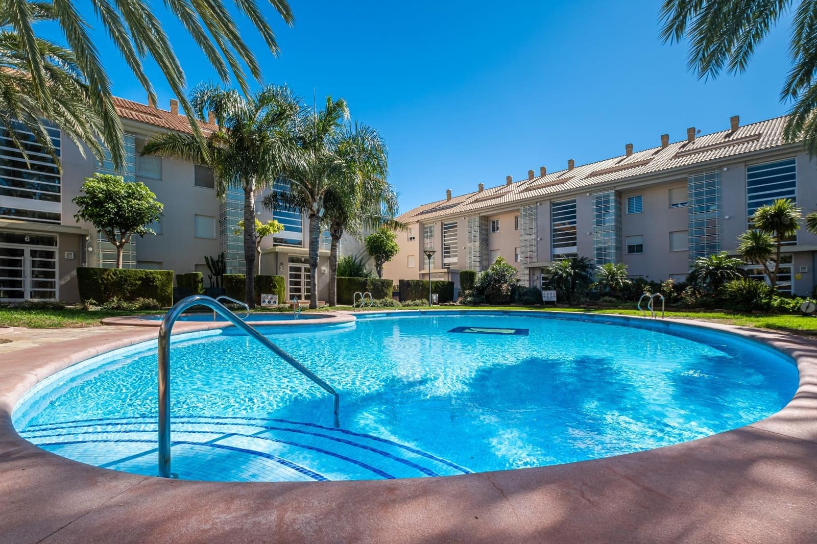 2 soveværelse Lejlighed til salg i Arenal med swimmingpool garage - € 425.000 (Ref: 8570516)