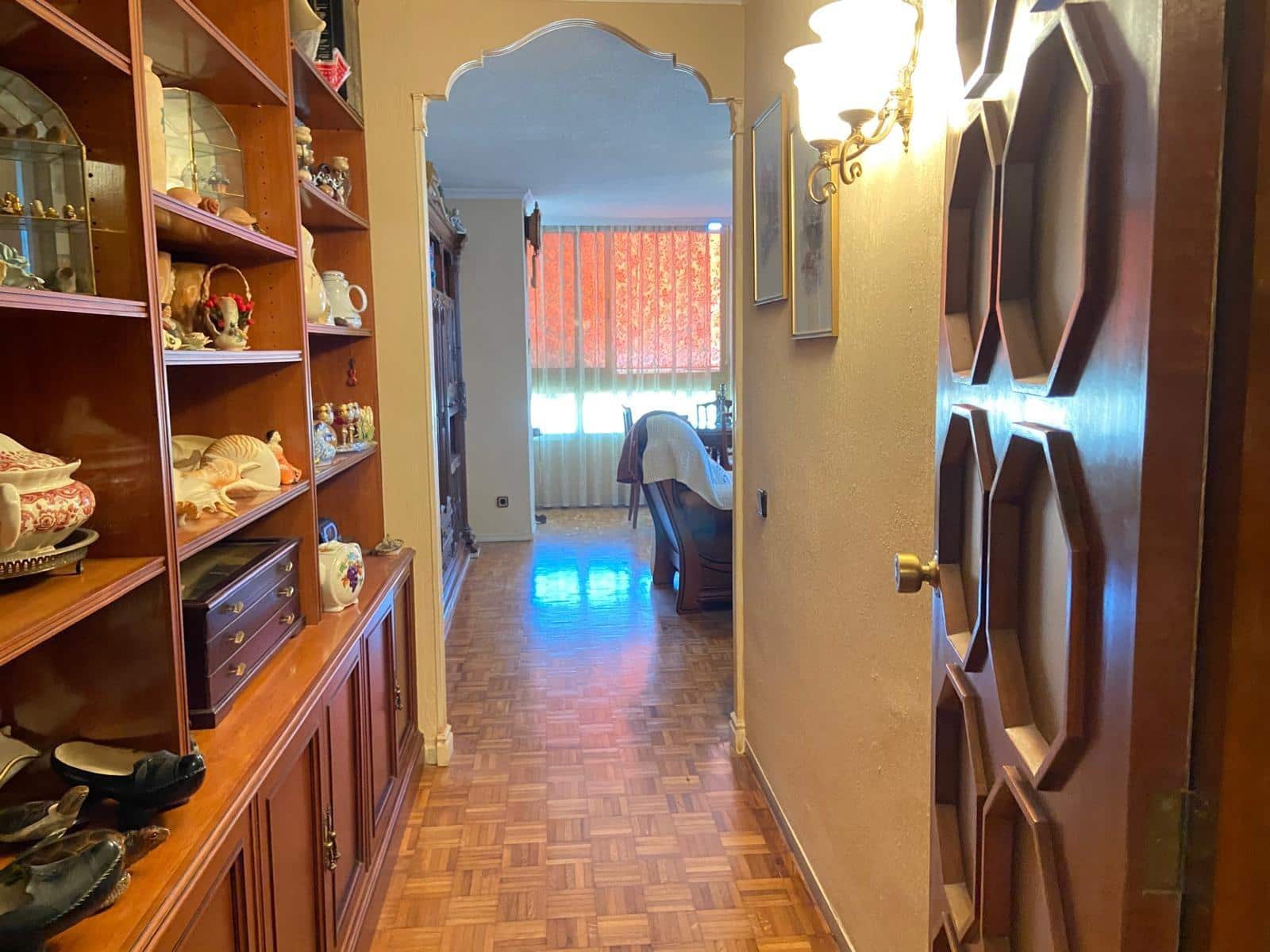 Piso de 4 habitaciones en Alicante / Alacant ciudad en venta con piscina garaje - 360.000 € (Ref: 8574156)