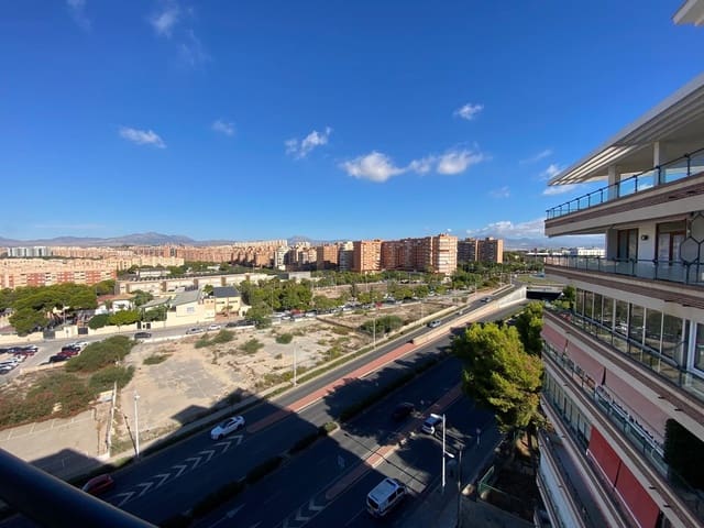 Piso de 4 habitaciones en Vistahermosa, Alicante / Alacant ciudad en venta con piscina garaje - 360.000 € (Ref: 8574156)